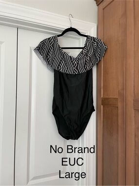 Amazon Black One-Piece Swimsuit with White Geometric Ruffle